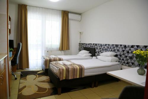 Auguszta Hotel in เอกเยเตมวารอส Auguszta Hotel in เอกเยเตมวารอส
