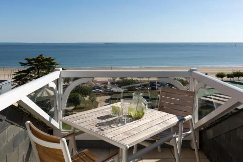 Terraza/balcón, Hotel Barriere Le Royal La Baule in La Baule Terraza/balcón, Hotel Barriere Le Royal La Baule in La Baule