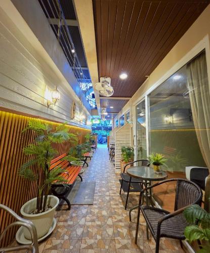 Facilities, Chilli Hotel & Restaurant in Samed City Center Facilities, Chilli Hotel & Restaurant in Samed City Center