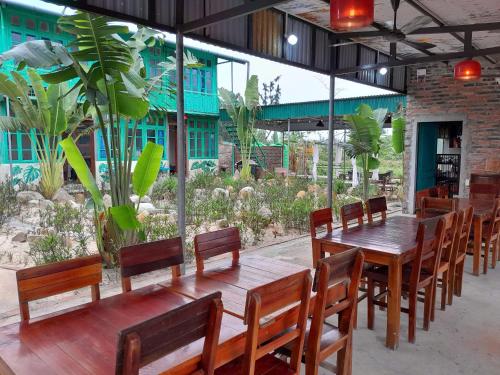 Mina Cafe & Stay in Quan Lan Island Mina Cafe & Stay in Quan Lan Island