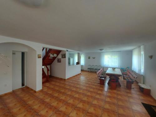 Casa din Padure Valea Doftanei in Traisteni Casa din Padure Valea Doftanei in Traisteni