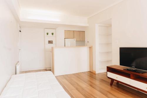 Moderno y espacioso departamento céntrico a pasos del mar (Moderno y espacioso departamento centrico a pasos del mar) in Cidade de Mar Del Plata Moderno y espacioso departamento céntrico a pasos del mar (Moderno y espacioso departamento centrico a pasos del mar) in Cidade de Mar Del Plata