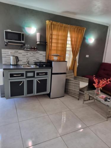 Cattleya Flor Hotel in Oranjestad Cattleya Flor Hotel in Oranjestad