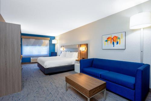 Holiday Inn Express & Suites Palm Coast - I-95 by IHG in Palm Coast (FL) Holiday Inn Express & Suites Palm Coast - I-95 by IHG in Palm Coast (FL)