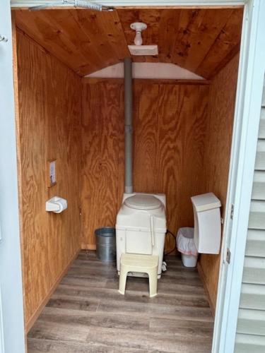 Glampanee - off grid SITE 2 in Napanee (ON) Glampanee - off grid SITE 2 in Napanee (ON)