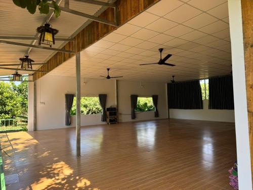 Fitness center, Vịnh Bốn Mùa - 4 Seasons Resort in Xa Gia Tan Fitness center, Vịnh Bốn Mùa - 4 Seasons Resort in Xa Gia Tan