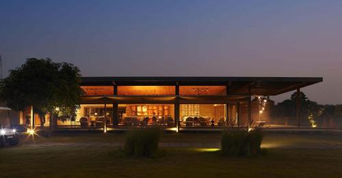 ردهة, وودز في ساسان (Woods at Sasan) in Sasan Gir ردهة, وودز في ساسان (Woods at Sasan) in Sasan Gir