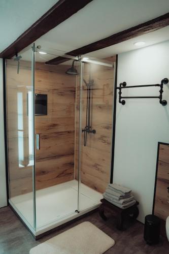 Fürdőszoba, Ferienhaus Rustika in Klingenmunster Fürdőszoba, Ferienhaus Rustika in Klingenmunster