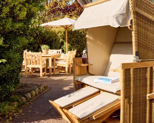 Balcony/terrace, Watthus Morsum mit Kamin und traumhaftem Garten in Grossmorsum Balcony/terrace, Watthus Morsum mit Kamin und traumhaftem Garten in Grossmorsum