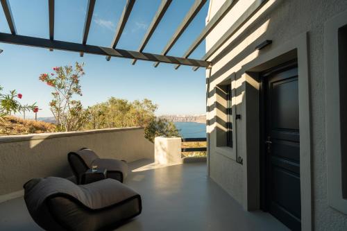 شرفة/ تراس, أجنحة بلاك دايموند (Black Diamond Suites) in أكروتيري شرفة/ تراس, أجنحة بلاك دايموند (Black Diamond Suites) in أكروتيري