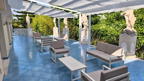 فندق Bussola (Hotel Bussola) in اناكابري فندق Bussola (Hotel Bussola) in اناكابري