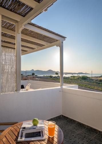 Agnanti View Hotel in Milos Island Agnanti View Hotel in Milos Island