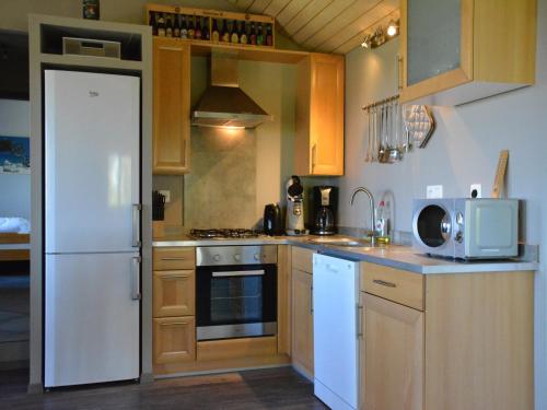 مطبخ, Charming Chalet in Vielsalm in Belhez مطبخ, Charming Chalet in Vielsalm in Belhez