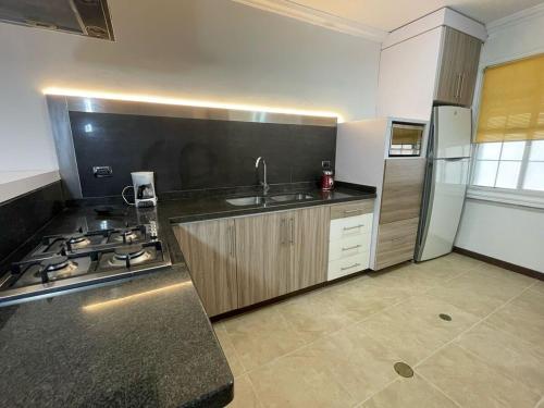 Cocina, Apartamento moderno y economico in Mérida Cocina, Apartamento moderno y economico in Mérida