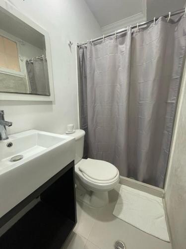 Baño, Apartamento moderno y economico in Mérida Baño, Apartamento moderno y economico in Mérida