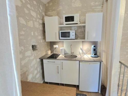 Appartement confortable au cœur de Brantôme, terrasse privée - FR-1-616-487 (Appartement confortable au cœur de Brantome, terrasse privee - FR-1-616-487) in Μπραντόμ Appartement confortable au cœur de Brantôme, terrasse privée - FR-1-616-487 (Appartement confortable au cœur de Brantome, terrasse privee - FR-1-616-487) in Μπραντόμ