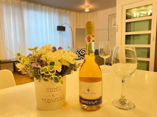 Ellastay Seoul Wide House Subway Station Area Family Travel Recommendation in Yangcheon-gu Ellastay Seoul Wide House Subway Station Area Family Travel Recommendation in Yangcheon-gu