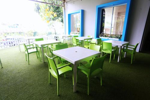 Nusantara Bunga By Reccoma near Melrimba Garden Restaurant Nusantara Bunga By Reccoma near Melrimba Garden Restaurant