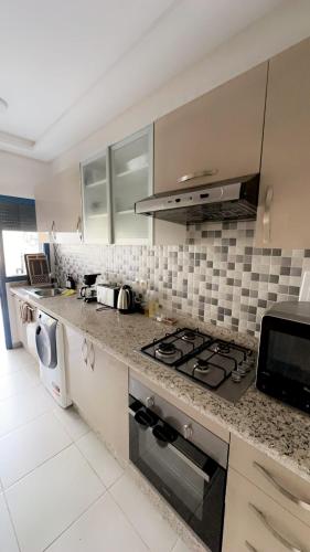 Ground floor apartment,facing swimming pool, wifi , air conditioner in مرتيل Ground floor apartment,facing swimming pool, wifi , air conditioner in مرتيل