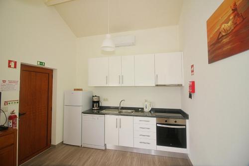 ห้องครัว, Casa da Carvalha Mona in ริโอกัลโด ห้องครัว, Casa da Carvalha Mona in ริโอกัลโด