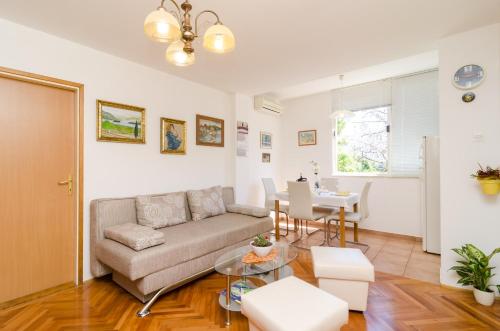 Hotel Apartment Marina
