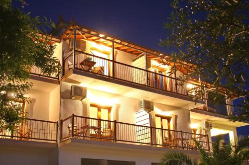 Giasemi Apartments in Skopelos Giasemi Apartments in Skopelos