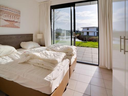 Holiday Home in Zeewolde with Kayaks, cleaning included in Zeewolde Holiday Home in Zeewolde with Kayaks, cleaning included in Zeewolde
