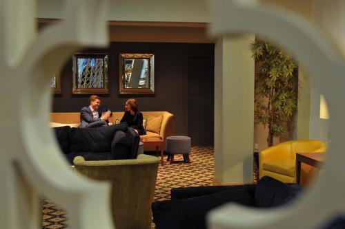 Lobby, Antoinette Hotel Wimbledon in Wimbledon Lobby, Antoinette Hotel Wimbledon in Wimbledon