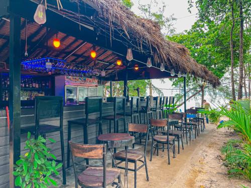 Bar/lounge, Ocean Lounge Bungalow in Koh Rong Bar/lounge, Ocean Lounge Bungalow in Koh Rong