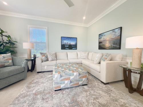 Windsor Lodge Unit 20, studio, 1BR 1BA close to the beaches, pool access in Osprey (FL) Windsor Lodge Unit 20, studio, 1BR 1BA close to the beaches, pool access in Osprey (FL)