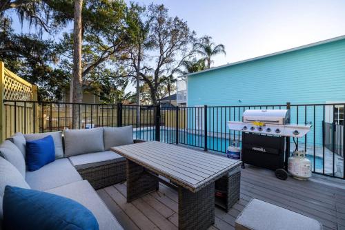 設施, Elegant Pool Retreat with Firepit in 棕櫚港 (FL) 設施, Elegant Pool Retreat with Firepit in 棕櫚港 (FL)