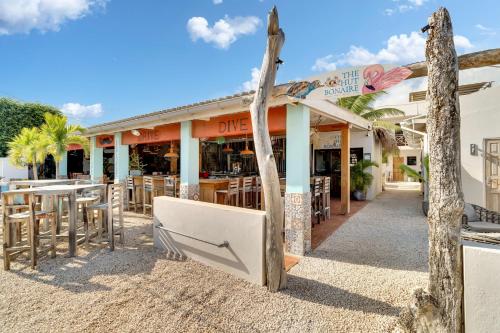 Unterkunft von außen, The Hut Bonaire in Kralendijk Unterkunft von außen, The Hut Bonaire in Kralendijk