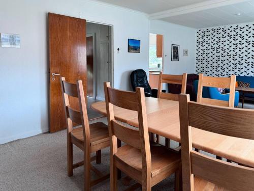 Lovely 5-bedroom House With Cozy Interiors in Trongisvágur Lovely 5-bedroom House With Cozy Interiors in Trongisvágur