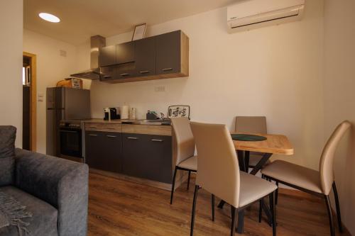 Brvnara Dadi in Dimitrovgrad Brvnara Dadi in Dimitrovgrad