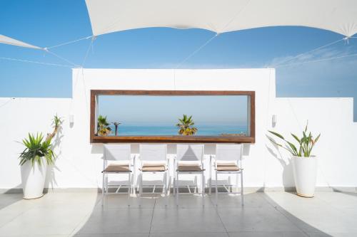 Central Beach Hotel in Tel Aviv Central Beach Hotel in Tel Aviv