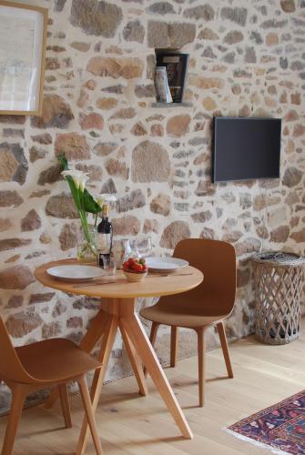 Gîte de charme & jardin exceptionnel à 800 m de la mer (Gite de charme & jardin exceptionnel a 800 m de la mer) in Les Pieux Gîte de charme & jardin exceptionnel à 800 m de la mer (Gite de charme & jardin exceptionnel a 800 m de la mer) in Les Pieux