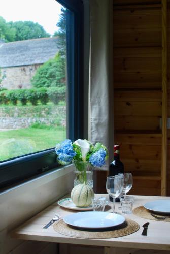 Létesítmények, Le Petit Lodge du Cotentin - Tiny House cosy à 800 m de la mer (Le Petit Lodge du Cotentin - Tiny House cosy a 800 m de la mer) in Les Pieux Létesítmények, Le Petit Lodge du Cotentin - Tiny House cosy à 800 m de la mer (Le Petit Lodge du Cotentin - Tiny House cosy a 800 m de la mer) in Les Pieux