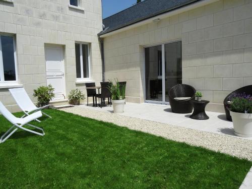 Kert, Holiday Home in Beaumont near Vineyards, cleaning included in Chinon Kert, Holiday Home in Beaumont near Vineyards, cleaning included in Chinon