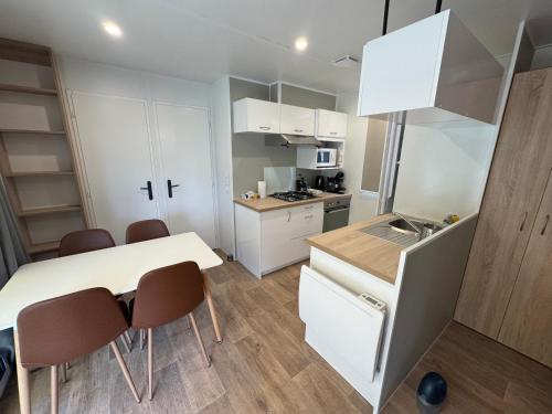 المرافق, Mobil Home avec piscine in Rue des Biches المرافق, Mobil Home avec piscine in Rue des Biches