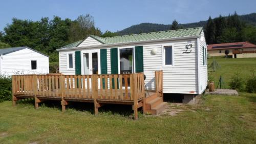 Camping les Pinasses in Corcieux Camping les Pinasses in Corcieux