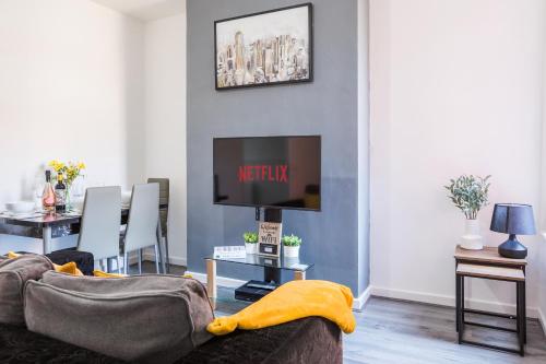 Facilities, NEW Large Contractors House 4Beds 8Guests Long Term near Croxteth Hall & Country Park Facilities, NEW Large Contractors House 4Beds 8Guests Long Term near Croxteth Hall & Country Park