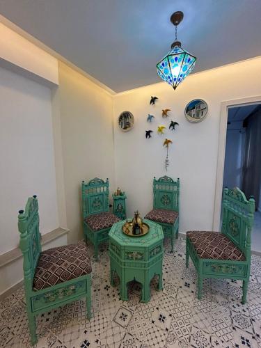 Dar Omi Aïcha (Dar Omi Aicha) in Ezzahra (Bin `Arus) Dar Omi Aïcha (Dar Omi Aicha) in Ezzahra (Bin `Arus)