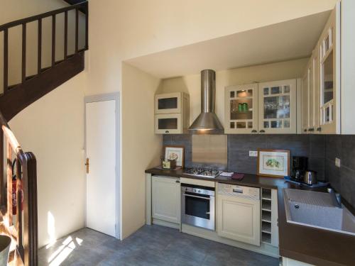 Kitchen, Cottage in Chaleix near Forest & Lake, cleaning included in Chalais (Aquitaine) Kitchen, Cottage in Chaleix near Forest & Lake, cleaning included in Chalais (Aquitaine)