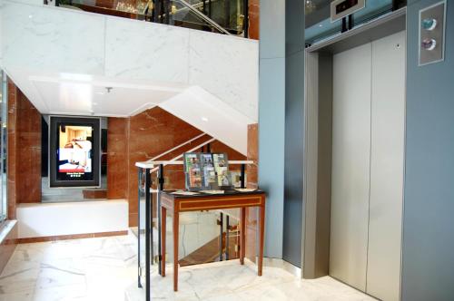 Oprema, Stanford Hotel in Hongkong Oprema, Stanford Hotel in Hongkong