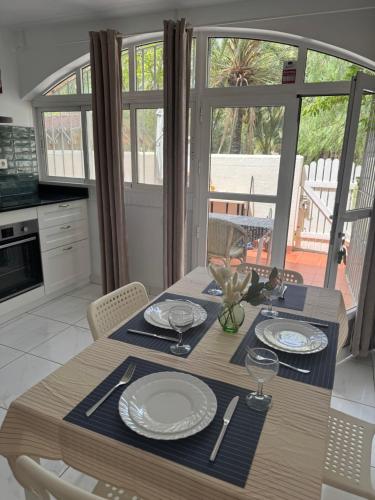 VILLA MARE - 2 beds with balcony, patio and pool and direct park access in Los Urrutias VILLA MARE - 2 beds with balcony, patio and pool and direct park access in Los Urrutias