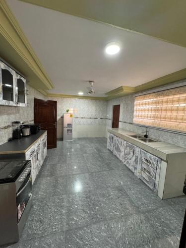 Spacious 5-Bedroom Private Home in ดอว์เฮนยา Spacious 5-Bedroom Private Home in ดอว์เฮนยา