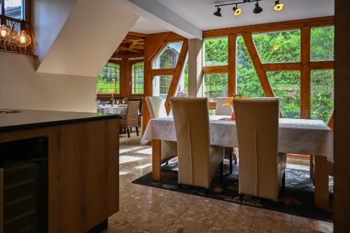 Konyha, Villa La Romance - Villa Spacieuse & Luxueuse - Parking Gratuit in Dieffenbach-Au-Val Konyha, Villa La Romance - Villa Spacieuse & Luxueuse - Parking Gratuit in Dieffenbach-Au-Val