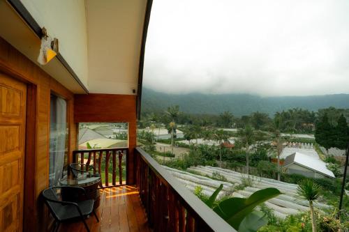 Balcony/terrace, Pondanu Living near Ulun Danu Bratan Temple Balcony/terrace, Pondanu Living near Ulun Danu Bratan Temple