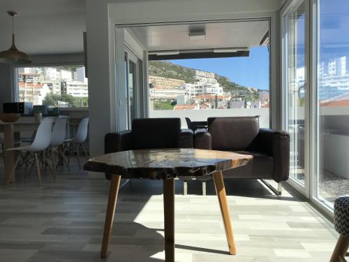 Blue Bay Beach Apartment in Sesimbra Blue Bay Beach Apartment in Sesimbra