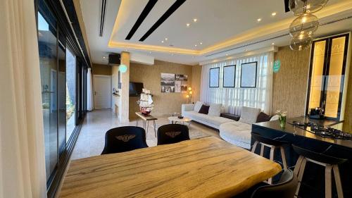 Giving City in Al Jizah Giving City in Al Jizah